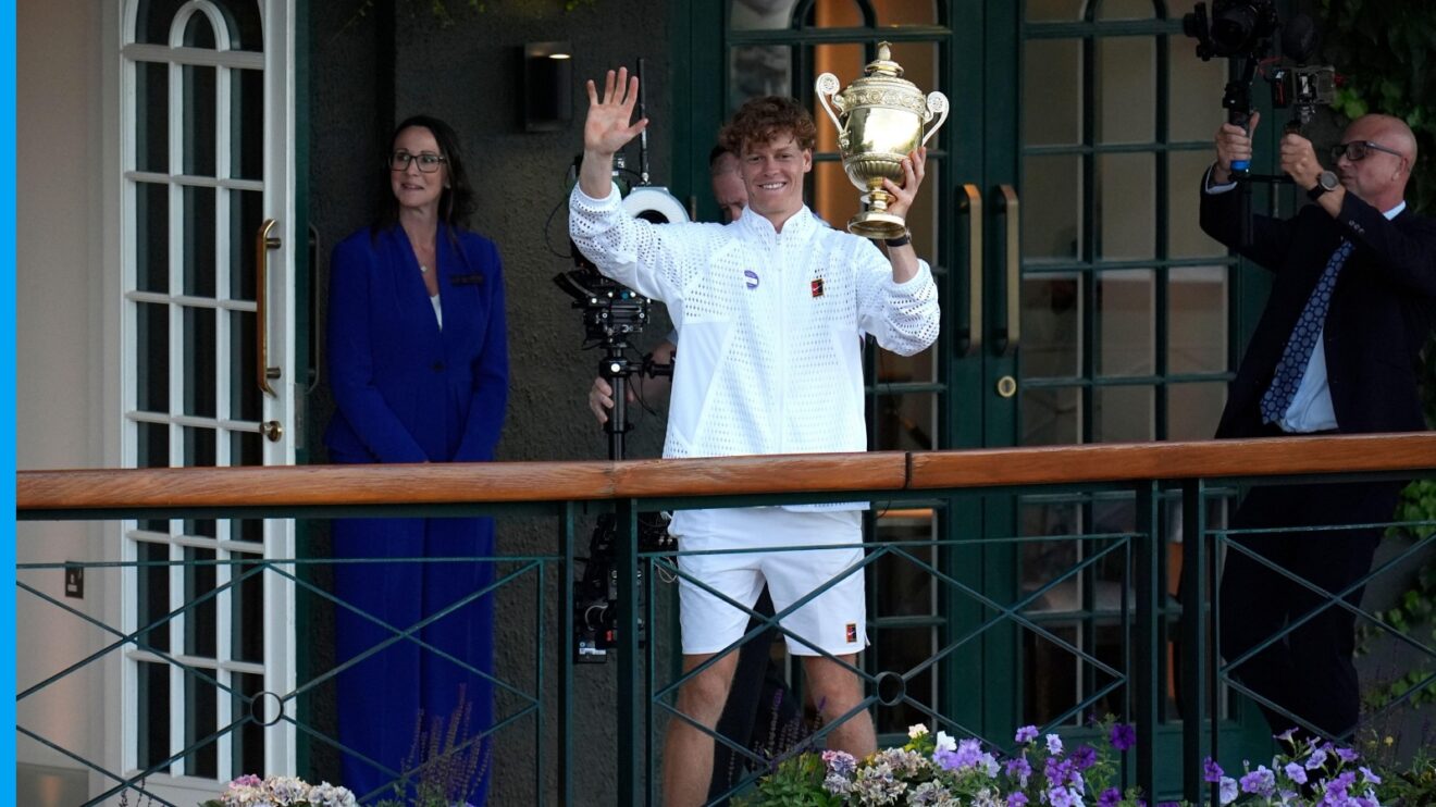 Jannik Sinner with the Wimbledon title