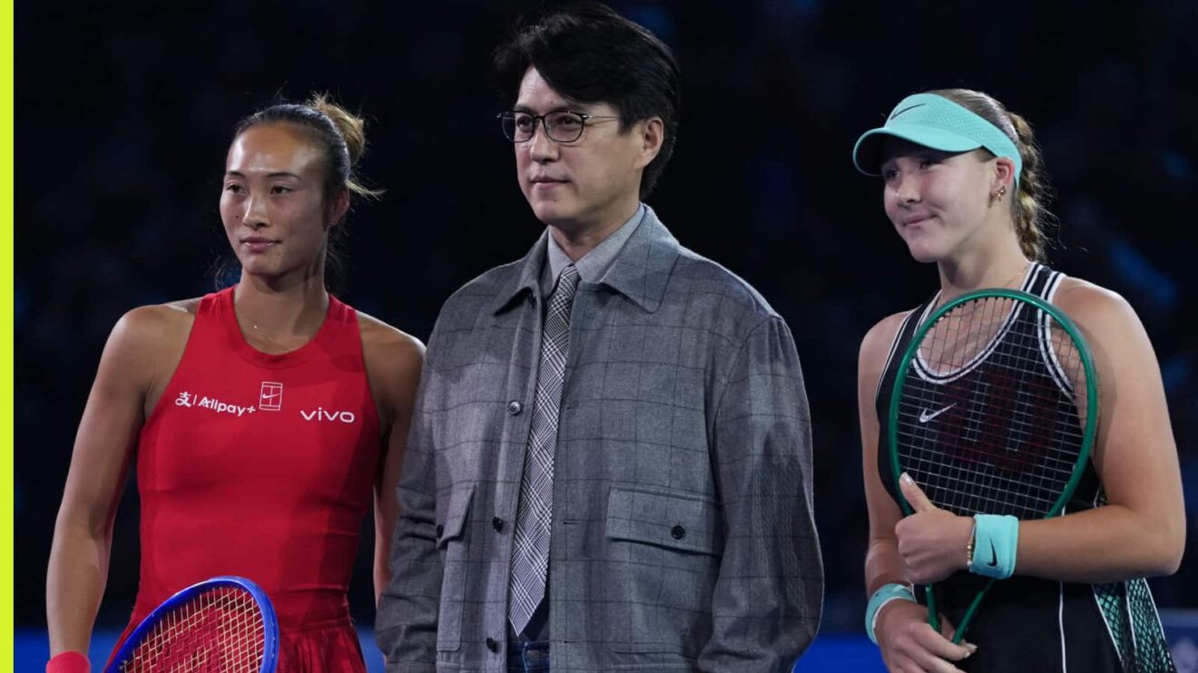 Pictured: Zheng Qinwen and Mirra Andreeva ahead of the China Open final
