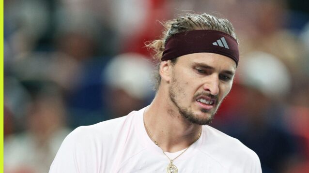 Alexander Zverev during his Shanghai Masters match against Alejandro Davidovich Fokina.