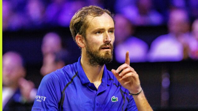 Daniil Medvedev reacts