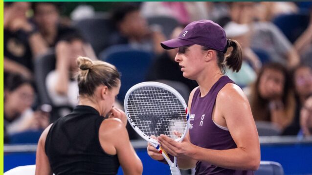 Iga Swiatek and Maja Chwalinska at the 2026 Wuhan Open.